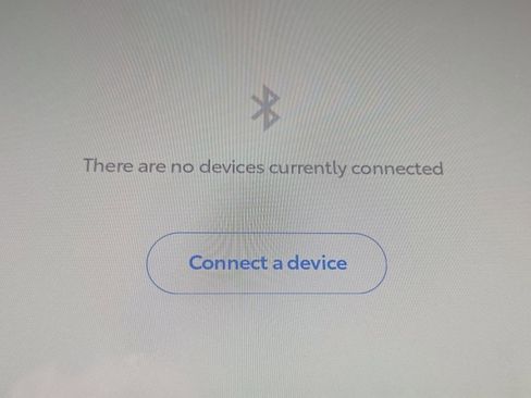 New 2026 Toyota Sienna XLE image 12