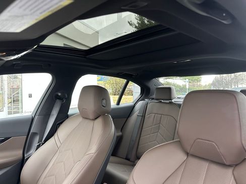 Used 2026 BMW i5 eDrive40 w/ Premium Package image 13