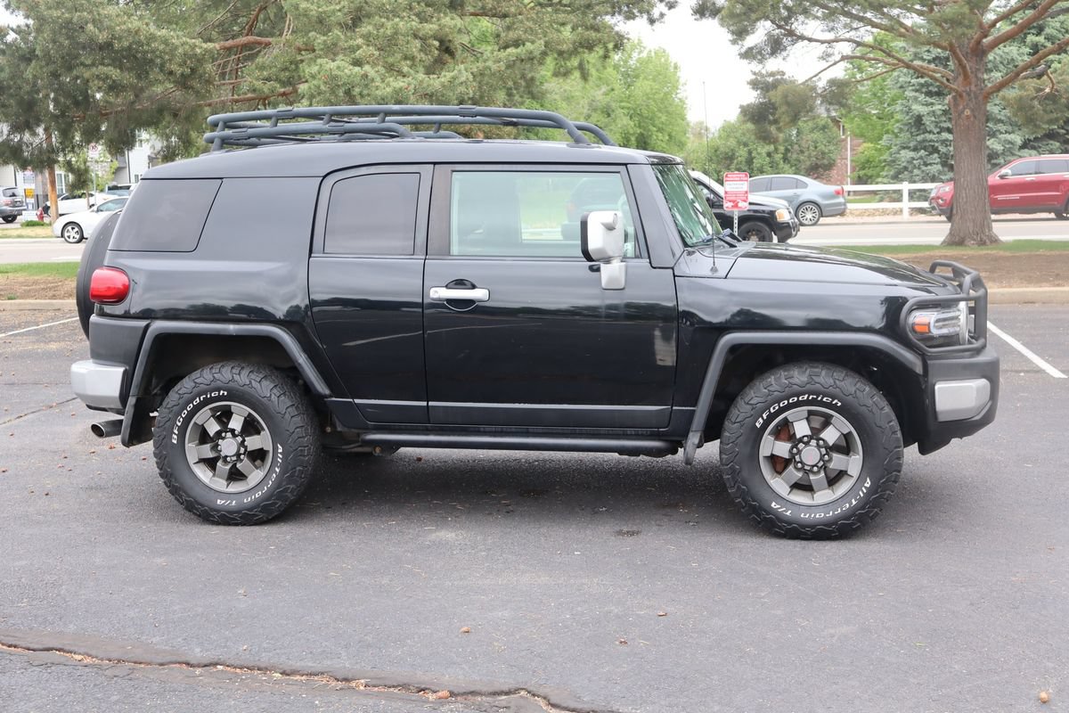 Used 2007 Toyota FJ Cruiser 4WD image 3