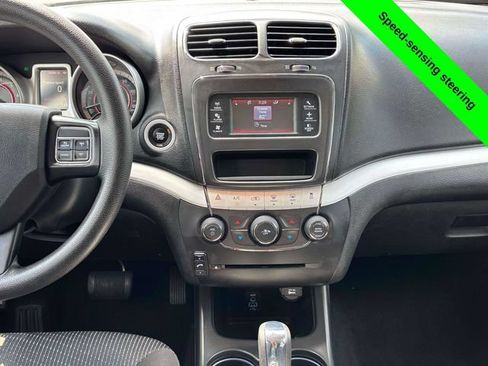 Used 2019 Dodge Journey SE FWD image 28