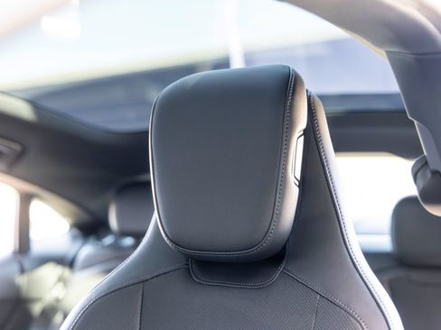 Certified 2025 Porsche Taycan RWD image 32