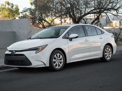 Used 2025 Toyota Corolla LE w/ Convenience Package