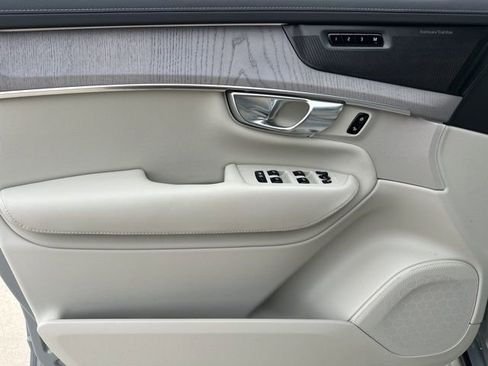 New 2026 Volvo XC90 B6 Ultra w/ Protection Package image 13