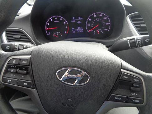 Used 2021 Hyundai Accent SEL image 31