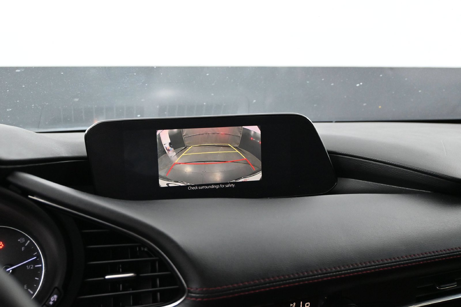 Used 2023 MAZDA MAZDA3 s FWD image 11