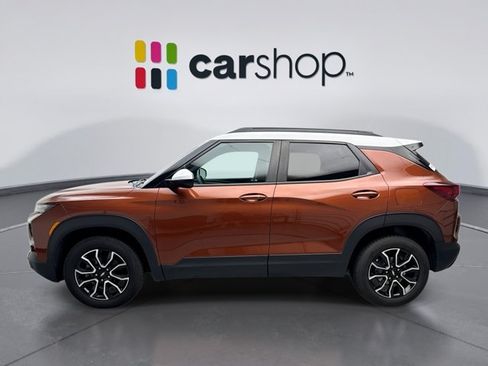 Used 2021 Chevrolet TrailBlazer ACTIV w/ Convenience Package AWD/4WD image 2