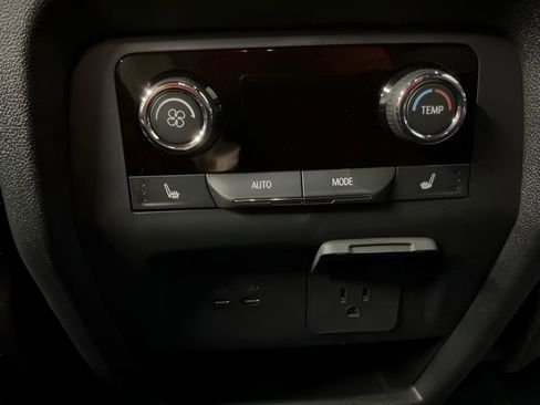 New 2026 Chevrolet Traverse RS image 24