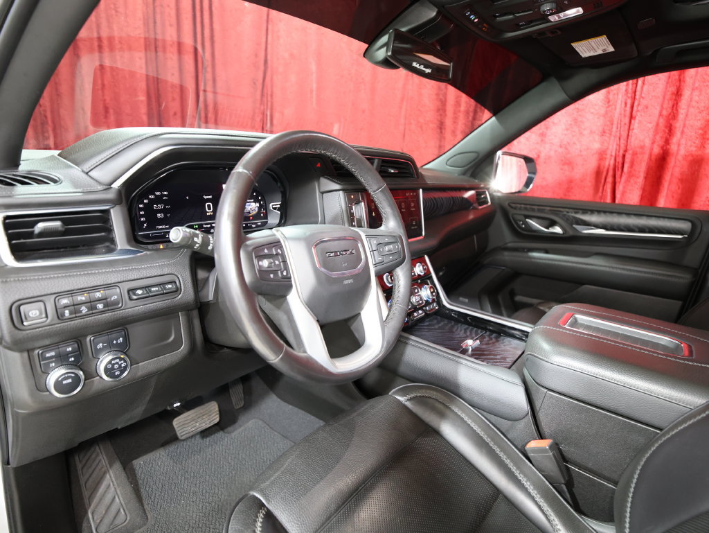 Used 2022 GMC Yukon XL Denali AWD/4WD image 12