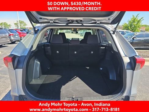 Used 2021 Toyota RAV4 LE AWD/4WD image 12