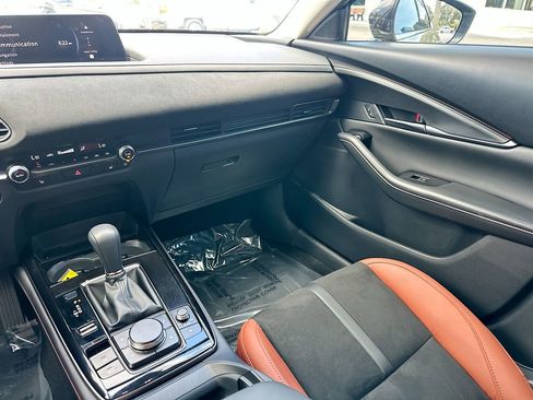 Used 2025 MAZDA CX-30 Carbon image 23
