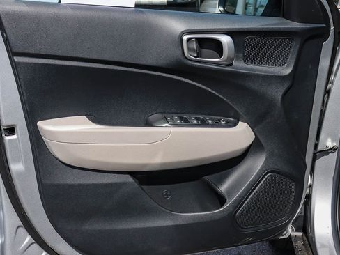 New 2026 Hyundai Venue SEL FWD image 29