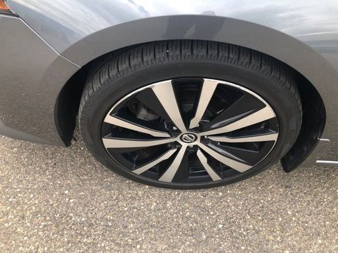 Used 2019 Nissan Altima 2.5 SR w/ SR Premium Package FWD image 19