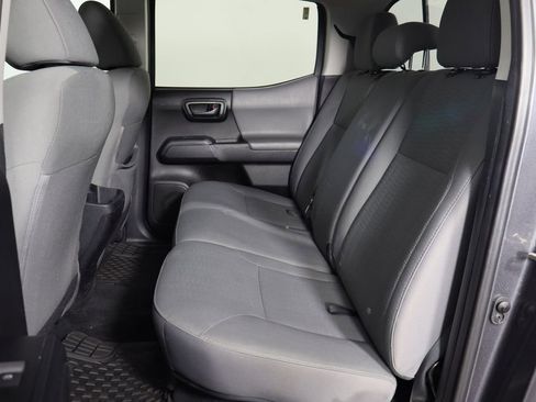 Used 2019 Toyota Tacoma SR image 16