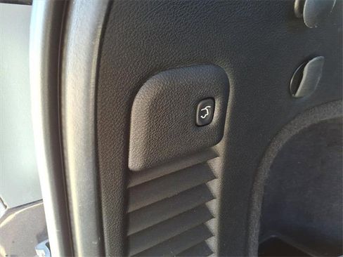 Used 2014 Jeep Grand Cherokee Limited w/ Trailer Tow Group IV image 8