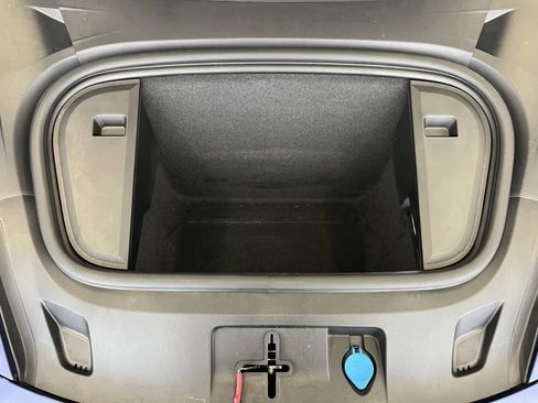 Certified 2022 Porsche Taycan 4S image 24