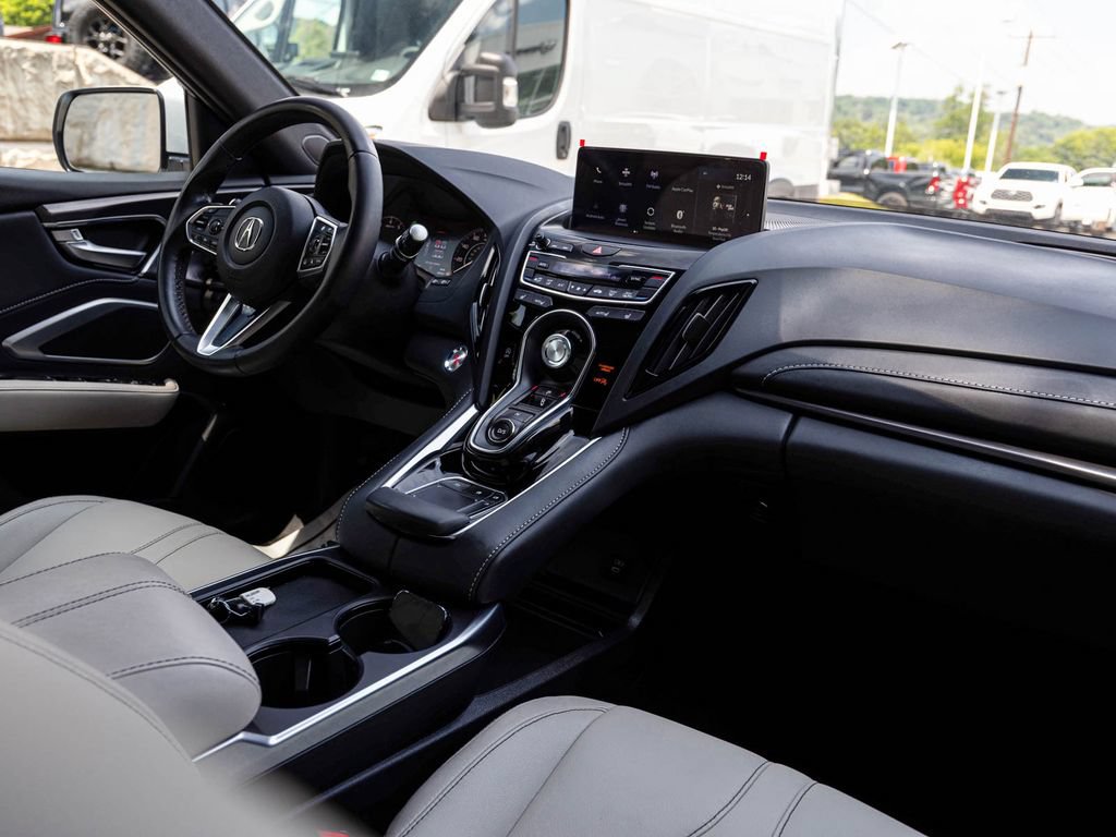 Used 2025 Acura RDX SH-AWD image 28