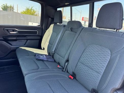Certified 2025 RAM 1500 Big Horn AWD/4WD image 14