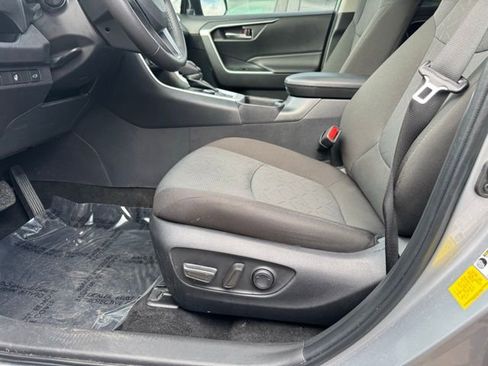 Certified 2025 Toyota RAV4 XLE w/ Convenience Package image 6