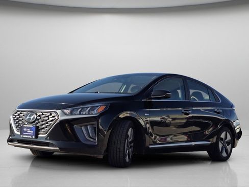 Used 2020 Hyundai Ioniq Limited image 16
