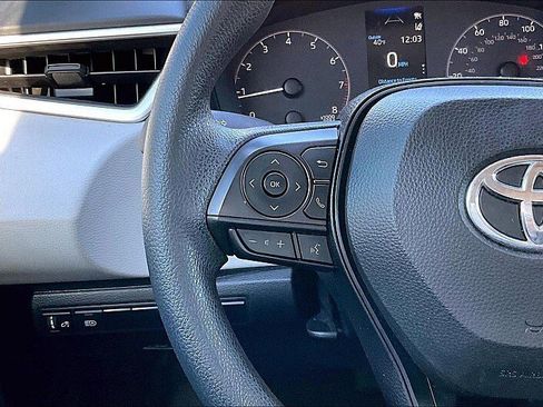 Used 2024 Toyota Corolla LE FWD image 19