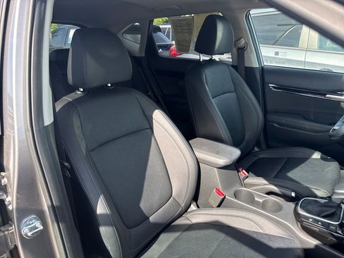 Used 2024 Kia Seltos EX AWD/4WD image 37