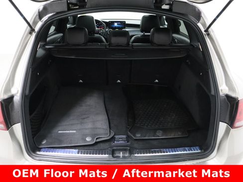 Used 2020 Mercedes-Benz GLC 300 4MATIC image 34