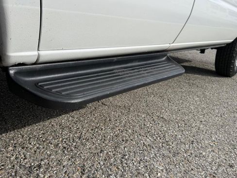 Used 2014 Ford E-250 and Econoline 250 w/ Interior Upgrade Package image 47