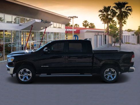 Used 2022 RAM 1500 Big Horn AWD/4WD image 6