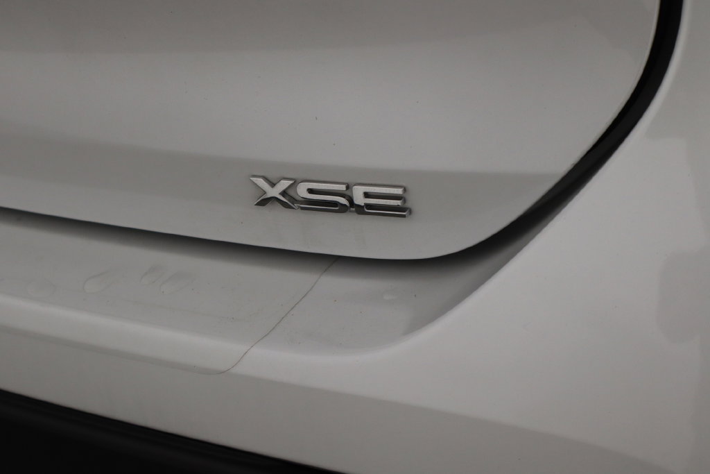 Used 2023 Toyota Highlander XSE FWD image 42