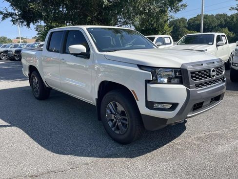 New 2025 Nissan Frontier SV w/ SV Convenience Package AWD/4WD image 6