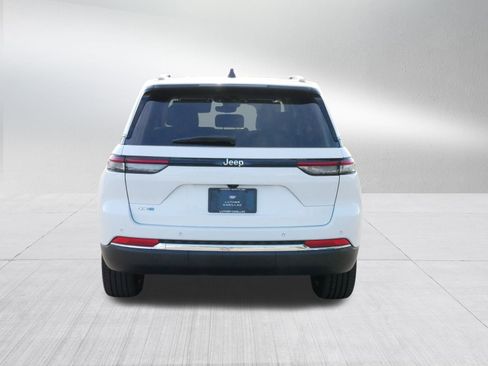 Used 2022 Jeep Grand Cherokee Limited 4xe image 6