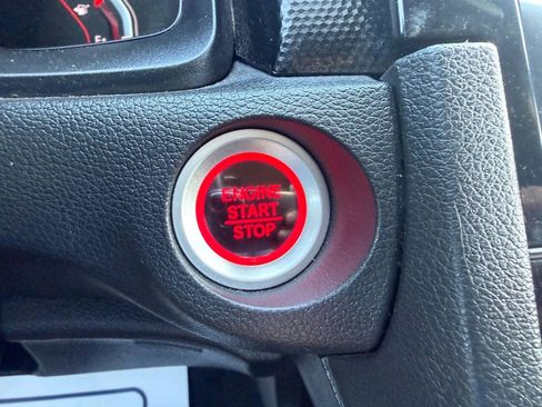 Used 2020 Honda Civic Sport image 29