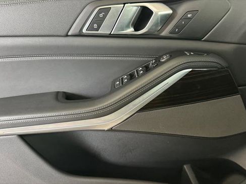 Used 2023 BMW X5 sDrive40i w/ Premium Package image 10