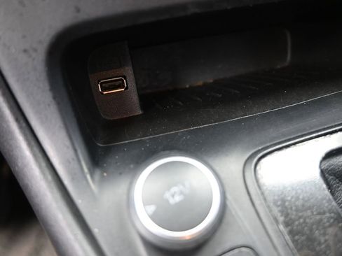 Used 2015 Ford Focus SE image 8