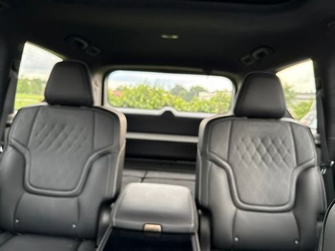 Used 2026 INFINITI QX80 Autograph w/ Premium Cargo Package AWD/4WD image 9