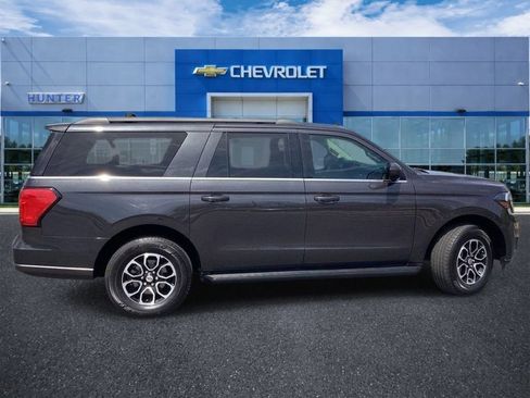 Used 2024 Ford Expedition Max XLT AWD/4WD image 5