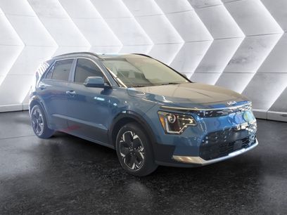 Certified 2025 Kia Niro Wind w/ Wind Preserve Package