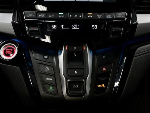 Used 2024 Honda Odyssey Touring image 31