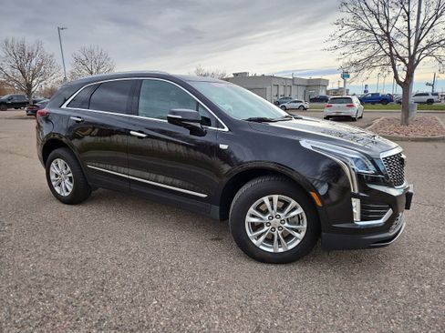 Used 2020 Cadillac XT5 Luxury image 2