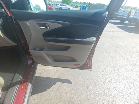 Certified 2022 Honda Pilot Special Edition image 33