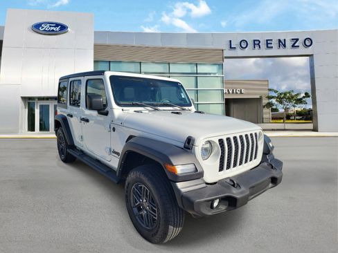 Used 2024 Jeep Wrangler Unlimited Sport AWD/4WD image 3