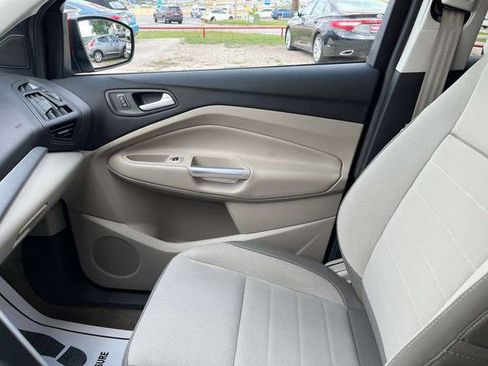 Used 2014 Ford Escape SE FWD image 29