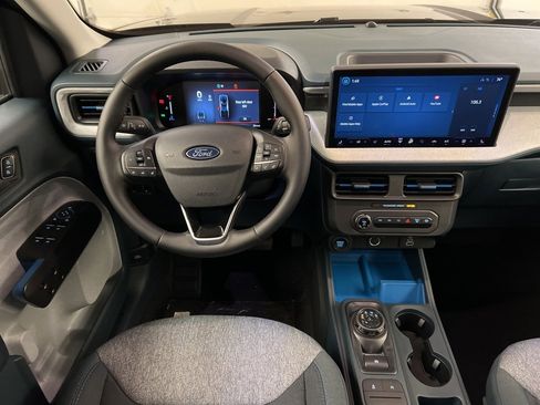 New 2025 Ford Maverick XLT w/ XLT Luxury Package image 8