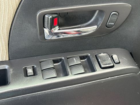 Used 2009 MAZDA MAZDA5 Sport FWD image 13