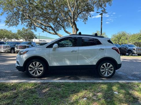 Used 2019 Buick Encore Preferred FWD image 1