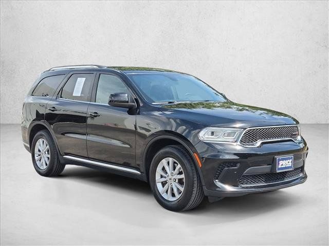 Used 2023 Dodge Durango SXT RWD image 3