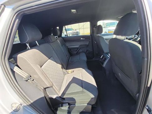 Used 2021 Volkswagen Atlas Cross Sport S image 24