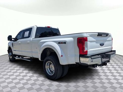 Used 2017 Ford F350 Lariat AWD/4WD image 6