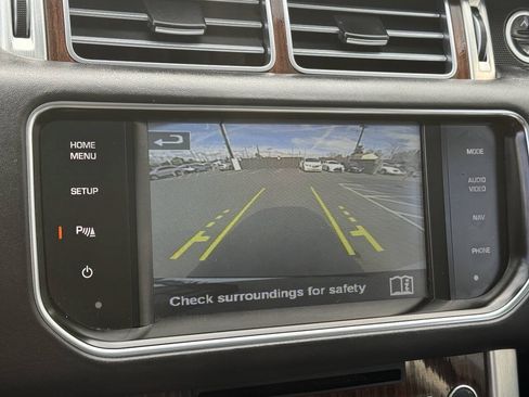Used 2015 Land Rover Range Rover Supercharged AWD/4WD image 12