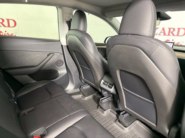 Used 2024 Tesla Model Y Performance AWD/4WD image 35